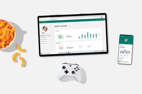 Phần mềm Microsoft 365 Family English APAC EM Subscr 1YR Medialess P6 3